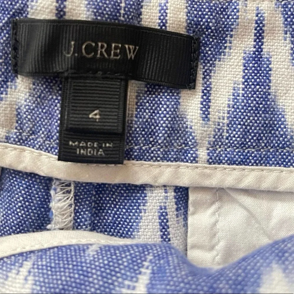 J. Crew Ikat Blue and White Zig Zag Shorts Size 4 - Picture 5 of 8
